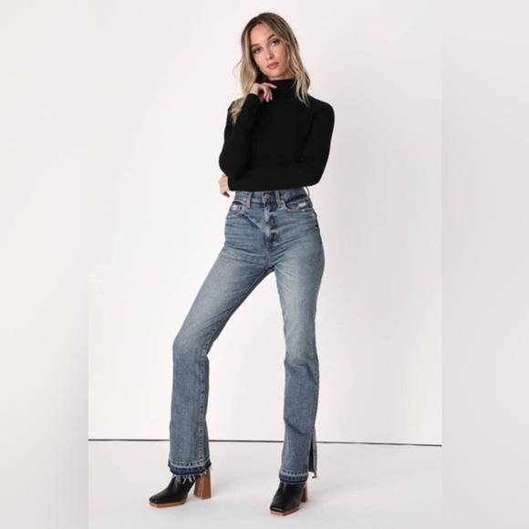 Lulus Tops - NWT Black Turtleneck Open Back Sweater in XS